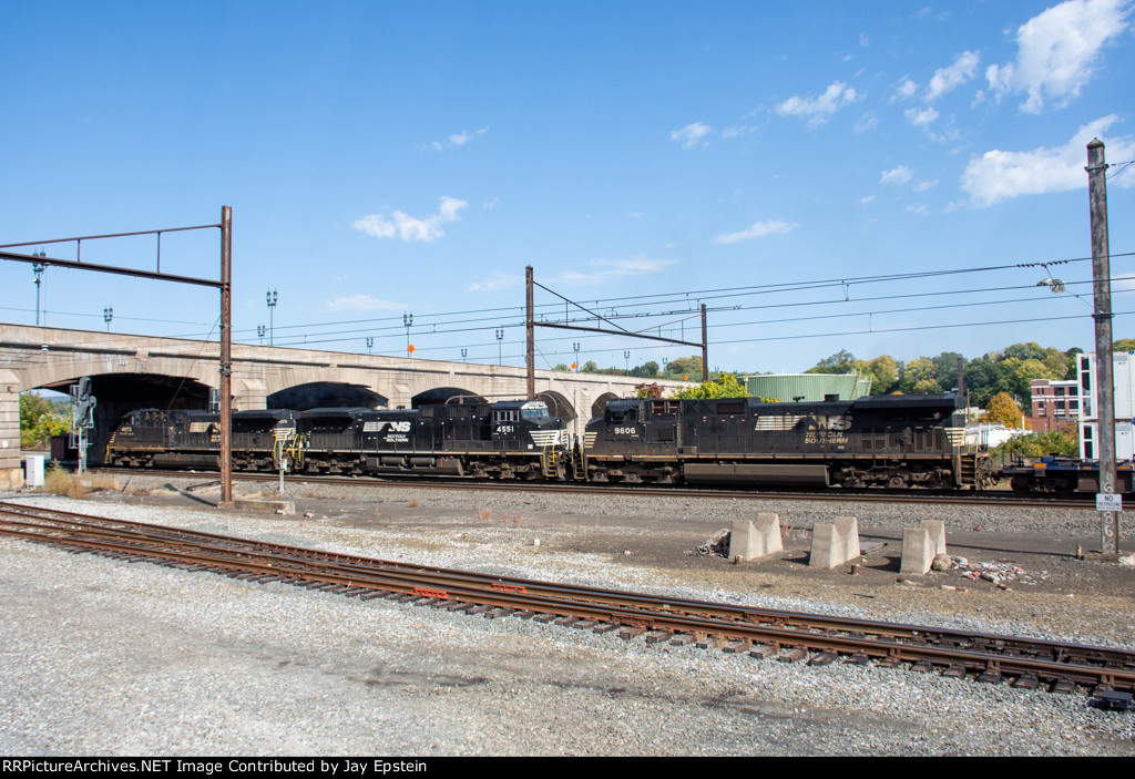 Three GE's lead 29G through CP Harrisburg